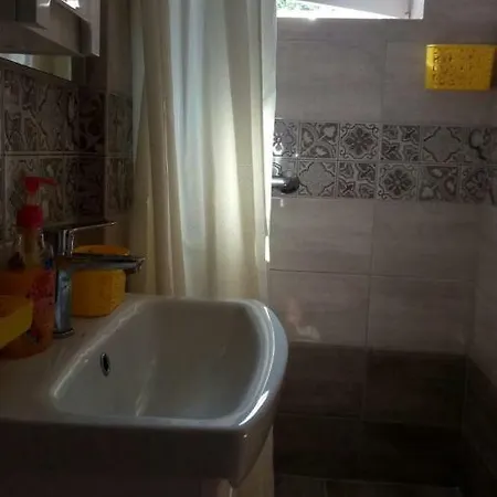 Deribasovka Holiday home *